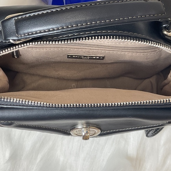 NWOT David Jones Paris Black Crossbody Purse/Clutch With Hand Strap/Pockets - Picture 8 of 12